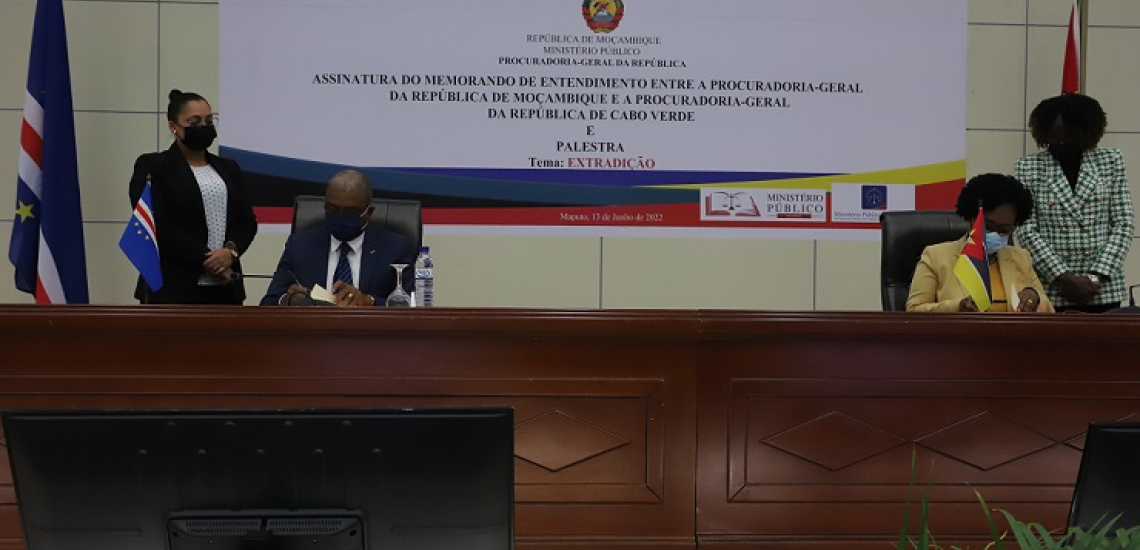 PGR de Moçambique e de Cabo-Verde fortificam laços de cooperação -  Para combater a Criminalidade Organizada e Transnacional